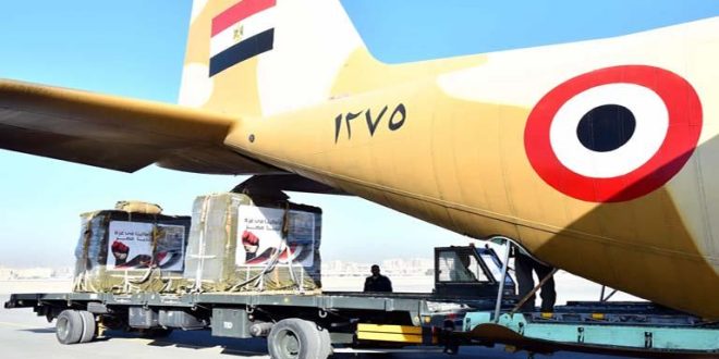الإسقاط الجوي للمساعدات المصرية