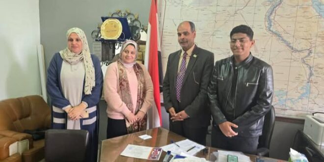 IMG 20250523 WA0008 ننفرد بنشر اول فيديو للطالب المنفذ للتحقيق المصور "عودة الكشكول المدرسي" الفائز بجائزة التربية والتعليم 