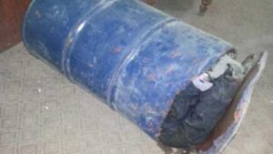 العثور على جثة فتاة داخل برميل