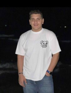 أحد ضحايا حريق سوق الخواجات بالمنصورة 2