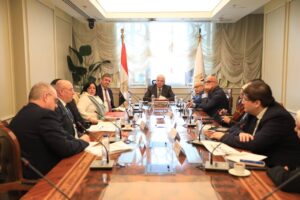 اجتماع وزير التعليم العالمي مع جامعة إكستر البريطانية