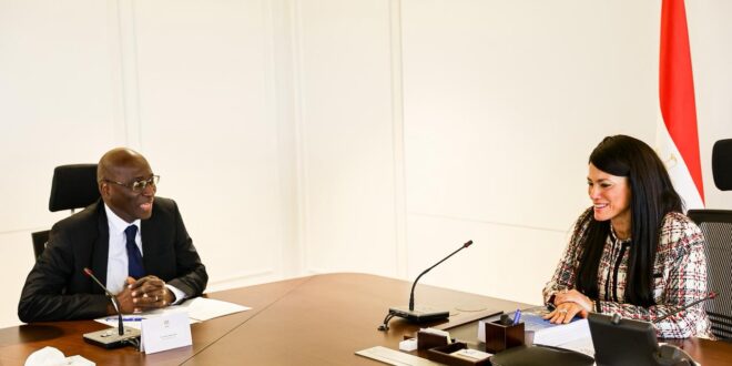 مصر توقع اتفاقية مع البنك الإفريقي