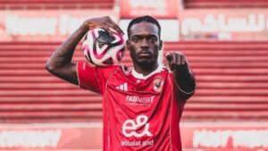 الأنجولي يلسين كامويش مهاجم الأهلي