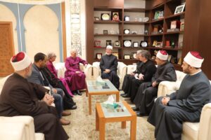 IMG 20260318 WA0002 مفتي الجمهورية يستقبل وفد الكنيسة الأسقفية لتقديم التهنئة بعيد الفطر المبارك