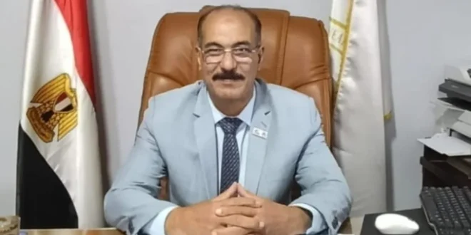 أحمد السيد الدبيكي نقيب العلوم الصحية