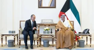 وزير الخارجية يسلم رسالة السيسي إلى ولي عهد الكويت