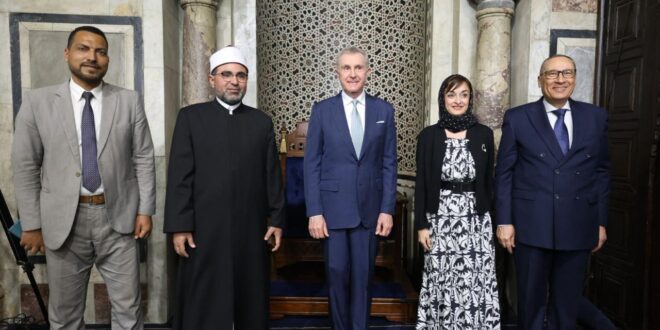 IMG 20260416 WA0015 عقب لقاء الإمام الأكبر.. أمير رومانيا يتفقد أروقة الجامع الأزهر ووحدات مرصد الأزهر لمكافحة التطرف