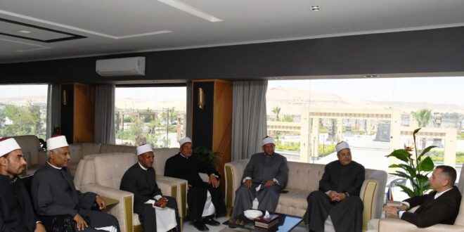 IMG 20260430 WA0018 في أولى جولاته… الشيخ أيمن عبدالغني يلتقي محافظ أسوان 