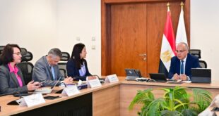 WhatsApp Image 2026 04 07 at 12.08.56 PM وزير الري يبحث مع الأمم المتحدة موقف مشروع "تحلية المياه باستخدام الطاقة المتجددة لأغراض الزراعة" وتمويله