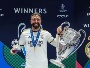 داني كارفاخال يغادر ريال مدريد