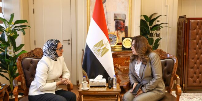 IMG 20260514 WA0011 منال عوض وحنان مجدي تتابعان الملفات الخدمية والمشروعات التنموية بالوادي الجديد 