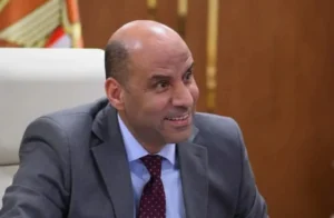 وزير العمل يعلن موعد إجازة عيد العمال
