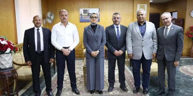 WhatsApp Image 2026 05 06 at 5.23.18 PM محافظ الوادي الجديد تبحث مع "تربل إم" التوسع في مشروعات الطاقة الخضراء والغابات الشجرية بالفرافرة