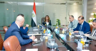منال عوض تناقش منظومة النقل الجماعي