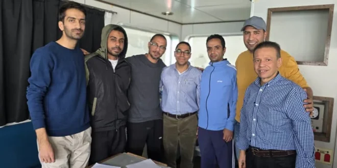الإفراج عن البحارة المصريين