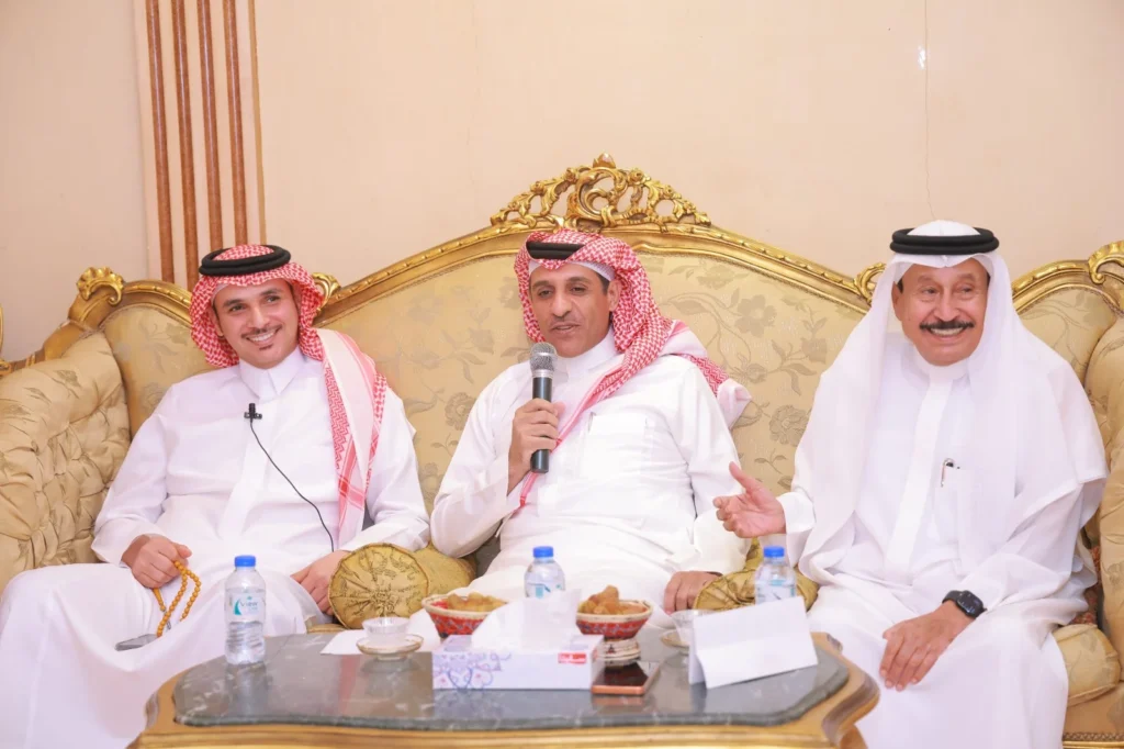 أسبوعية القحطاني الدكتور إبراهيم الشيخي