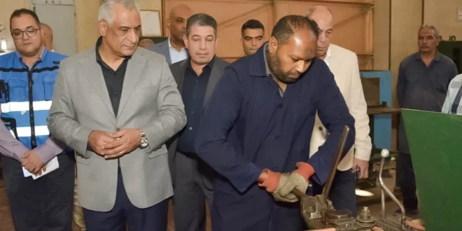 وزير الإنتاج الحربي